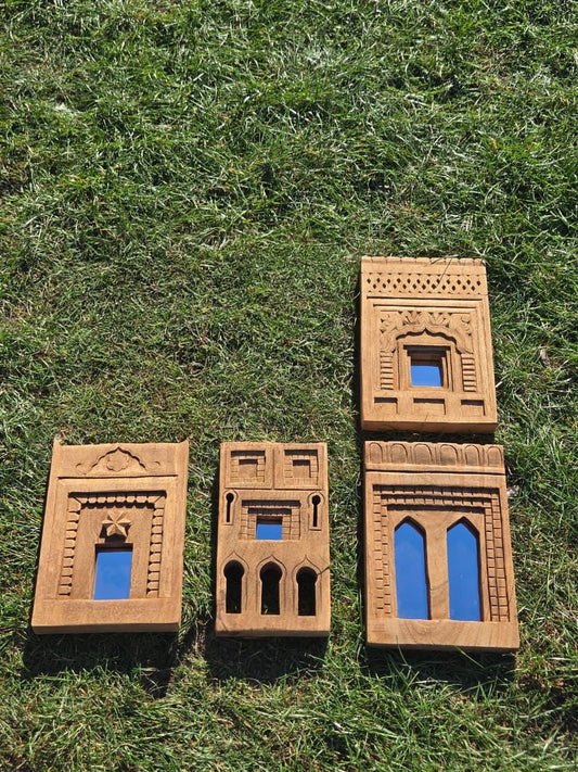 Vintage Wooden Mirrors l Vintage Look - Hand-Carved Wall Decor,